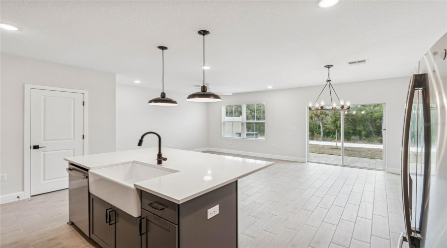 DAVENPORT, Florida 33837, 3 Bedrooms Bedrooms, ,2 BathroomsBathrooms,Residential,For Sale,WITHERS,0,MFRO6395420