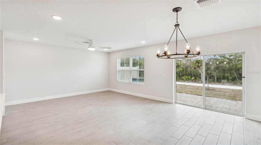 DAVENPORT, Florida 33837, 3 Bedrooms Bedrooms, ,2 BathroomsBathrooms,Residential,For Sale,WITHERS,0,MFRO6395420