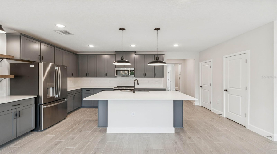 DAVENPORT, Florida 33837, 3 Bedrooms Bedrooms, ,2 BathroomsBathrooms,Residential,For Sale,WITHERS,0,MFRO6395420