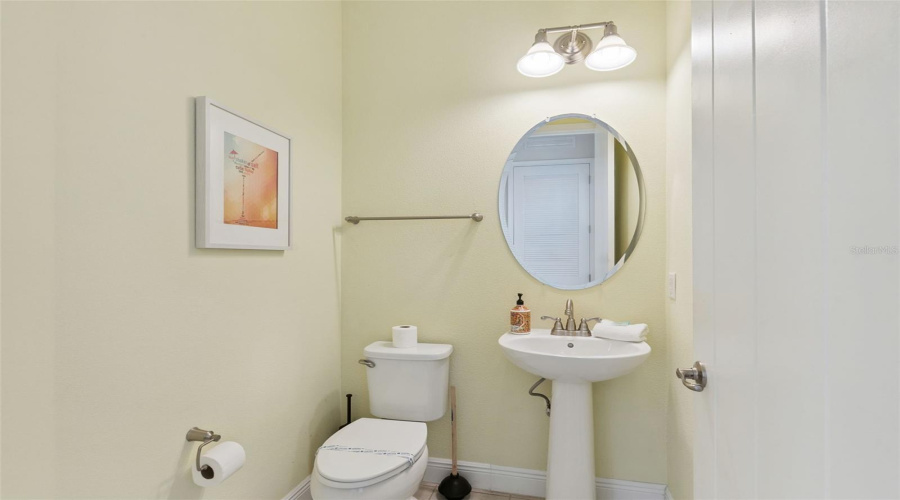 KISSIMMEE, Florida 34747, 2 Bedrooms Bedrooms, ,2 BathroomsBathrooms,Residential,For Sale,PIRATE,0,MFRO6394128