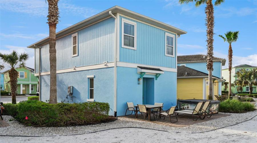 KISSIMMEE, Florida 34747, 2 Bedrooms Bedrooms, ,2 BathroomsBathrooms,Residential,For Sale,PIRATE,0,MFRO6394128