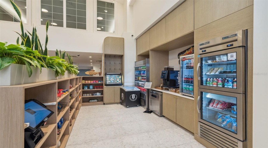 KISSIMMEE, Florida 34747, 2 Bedrooms Bedrooms, ,2 BathroomsBathrooms,Residential,For Sale,PIRATE,0,MFRO6394128