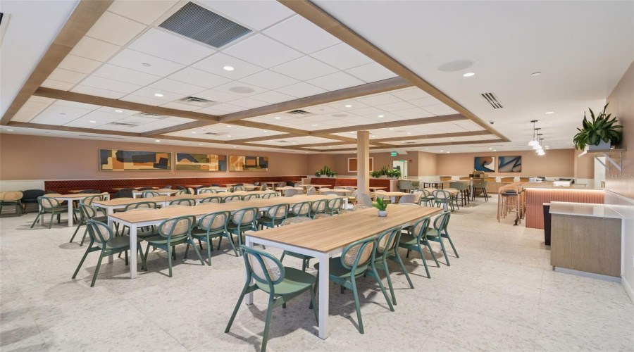 KISSIMMEE, Florida 34747, 2 Bedrooms Bedrooms, ,2 BathroomsBathrooms,Residential,For Sale,PIRATE,0,MFRO6394128