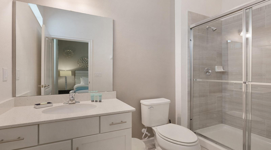 DAVENPORT, Florida 33837, 11 Bedrooms Bedrooms, ,8 BathroomsBathrooms,Residential,For Sale,OAK SHADOW,0,MFRS5146665