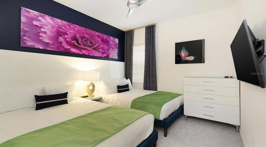 DAVENPORT, Florida 33837, 11 Bedrooms Bedrooms, ,8 BathroomsBathrooms,Residential,For Sale,OAK SHADOW,0,MFRS5146665