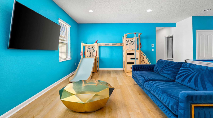 DAVENPORT, Florida 33837, 11 Bedrooms Bedrooms, ,8 BathroomsBathrooms,Residential,For Sale,OAK SHADOW,0,MFRS5146665