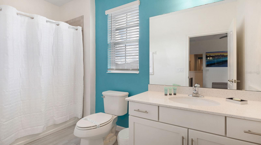 DAVENPORT, Florida 33837, 11 Bedrooms Bedrooms, ,8 BathroomsBathrooms,Residential,For Sale,OAK SHADOW,0,MFRS5146665