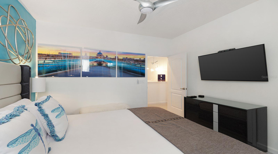 DAVENPORT, Florida 33837, 11 Bedrooms Bedrooms, ,8 BathroomsBathrooms,Residential,For Sale,OAK SHADOW,0,MFRS5146643