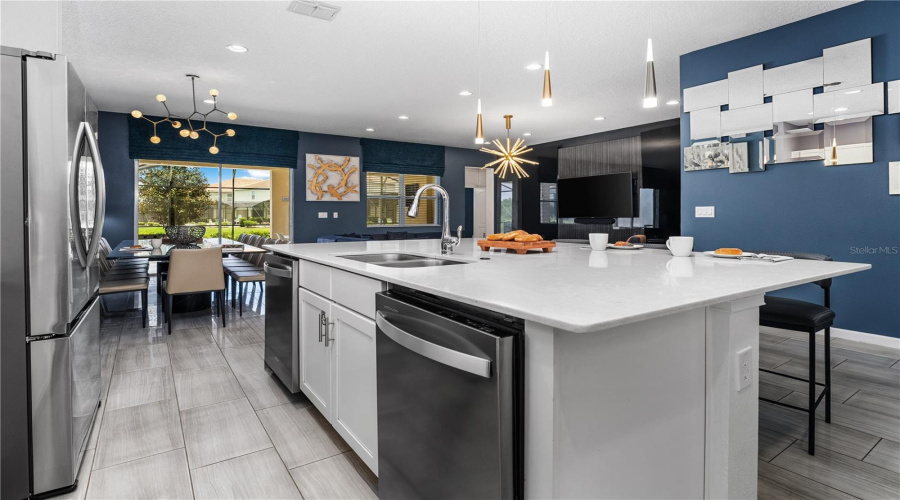 DAVENPORT, Florida 33837, 11 Bedrooms Bedrooms, ,8 BathroomsBathrooms,Residential,For Sale,OAK SHADOW,0,MFRS5146643