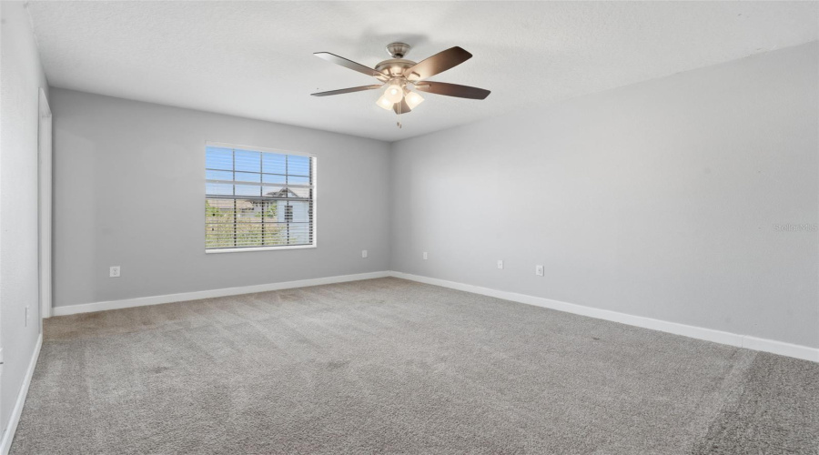 DAVENPORT, Florida 33896, 4 Bedrooms Bedrooms, ,4 BathroomsBathrooms,Residential,For Sale,SHINNECOCK HILLS,0,MFRV4948166