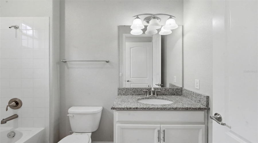 DAVENPORT, Florida 33896, 4 Bedrooms Bedrooms, ,4 BathroomsBathrooms,Residential,For Sale,SHINNECOCK HILLS,0,MFRV4948166