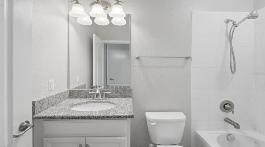 DAVENPORT, Florida 33896, 4 Bedrooms Bedrooms, ,4 BathroomsBathrooms,Residential,For Sale,SHINNECOCK HILLS,0,MFRV4948166