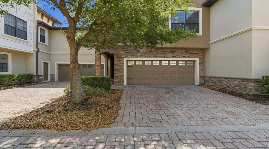 DAVENPORT, Florida 33896, 4 Bedrooms Bedrooms, ,4 BathroomsBathrooms,Residential,For Sale,SHINNECOCK HILLS,0,MFRV4948166