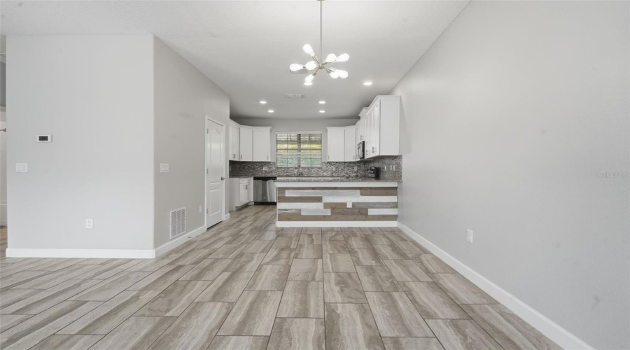 DAVENPORT, Florida 33896, 4 Bedrooms Bedrooms, ,4 BathroomsBathrooms,Residential,For Sale,SHINNECOCK HILLS,0,MFRV4948166