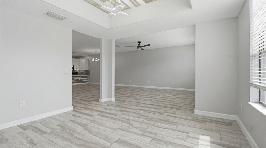 DAVENPORT, Florida 33896, 4 Bedrooms Bedrooms, ,4 BathroomsBathrooms,Residential,For Sale,SHINNECOCK HILLS,0,MFRV4948166