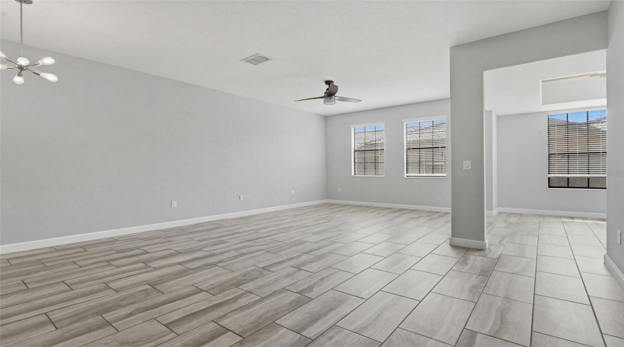 DAVENPORT, Florida 33896, 4 Bedrooms Bedrooms, ,4 BathroomsBathrooms,Residential,For Sale,SHINNECOCK HILLS,0,MFRV4948166