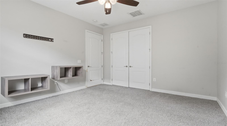 DAVENPORT, Florida 33896, 4 Bedrooms Bedrooms, ,4 BathroomsBathrooms,Residential,For Sale,SHINNECOCK HILLS,0,MFRV4948166