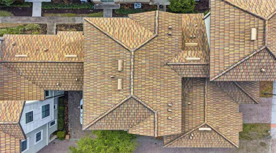 DAVENPORT, Florida 33896, 4 Bedrooms Bedrooms, ,4 BathroomsBathrooms,Residential,For Sale,SHINNECOCK HILLS,0,MFRV4948166