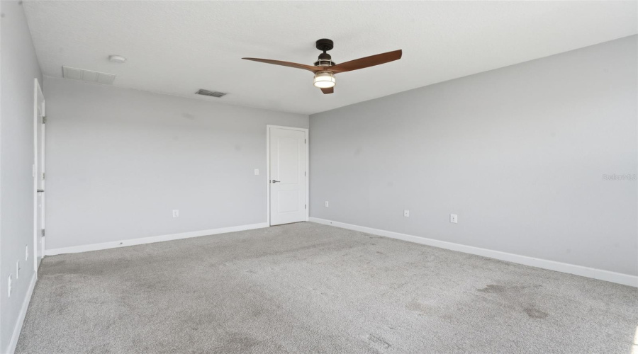 DAVENPORT, Florida 33896, 4 Bedrooms Bedrooms, ,4 BathroomsBathrooms,Residential,For Sale,SHINNECOCK HILLS,0,MFRV4948166