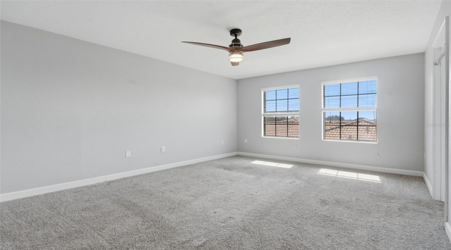 DAVENPORT, Florida 33896, 4 Bedrooms Bedrooms, ,4 BathroomsBathrooms,Residential,For Sale,SHINNECOCK HILLS,0,MFRV4948166