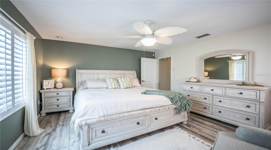 KISSIMMEE, Florida 34747, 4 Bedrooms Bedrooms, ,3 BathroomsBathrooms,Residential,For Sale,CALIFORNIA PALM,0,MFRL4960741