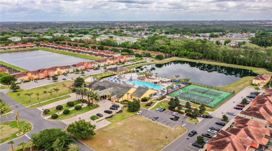 KISSIMMEE, Florida 34747, 4 Bedrooms Bedrooms, ,3 BathroomsBathrooms,Residential,For Sale,CALIFORNIA PALM,0,MFRL4960741