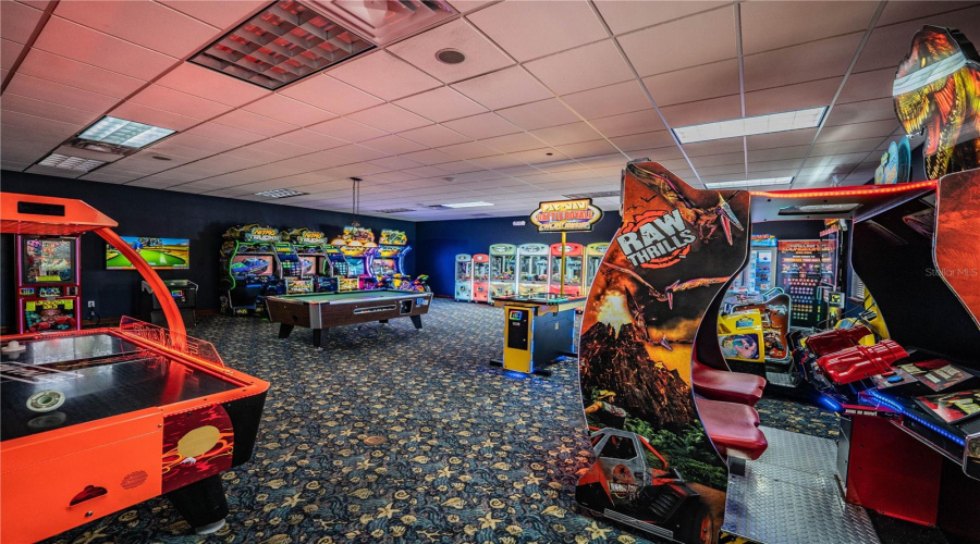 KISSIMMEE, Florida 34747, 4 Bedrooms Bedrooms, ,3 BathroomsBathrooms,Residential,For Sale,CALIFORNIA PALM,0,MFRL4960741