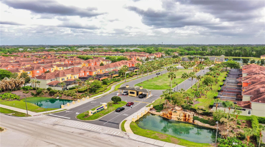 KISSIMMEE, Florida 34747, 4 Bedrooms Bedrooms, ,3 BathroomsBathrooms,Residential,For Sale,CALIFORNIA PALM,0,MFRL4960741