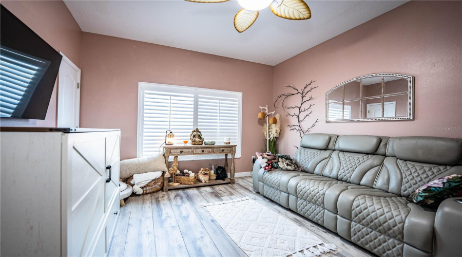 KISSIMMEE, Florida 34747, 4 Bedrooms Bedrooms, ,3 BathroomsBathrooms,Residential,For Sale,CALIFORNIA PALM,0,MFRL4960741