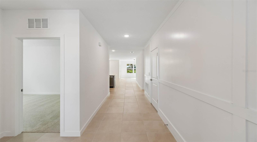 DAVENPORT, Florida 33837, 4 Bedrooms Bedrooms, ,2 BathroomsBathrooms,Residential,For Sale,REIN,0,MFRO6395417