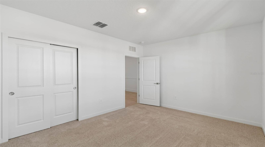 DAVENPORT, Florida 33837, 4 Bedrooms Bedrooms, ,2 BathroomsBathrooms,Residential,For Sale,REIN,0,MFRO6395417