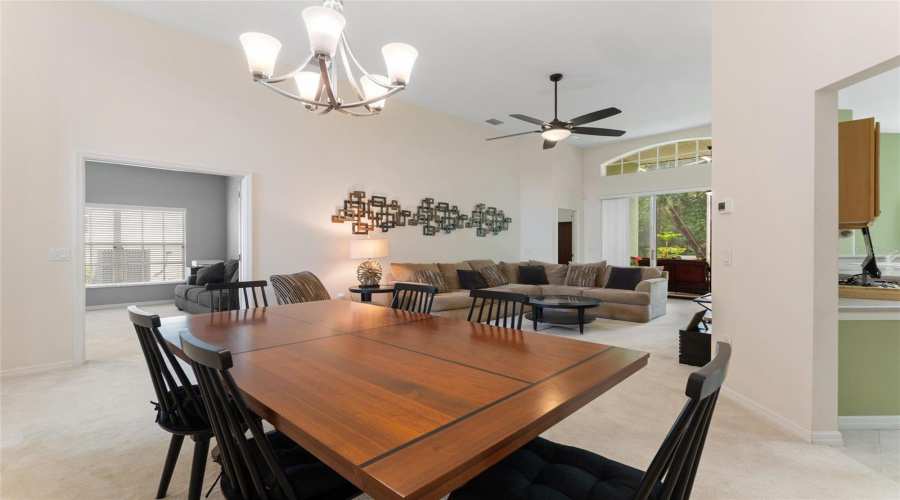 DAVENPORT, Florida 33837, 2 Bedrooms Bedrooms, ,2 BathroomsBathrooms,Residential,For Sale,VISTA OAKS WAY,0,MFRS5146853