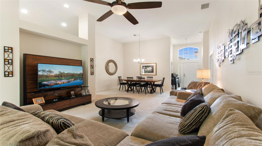 Virtually staged TV screen