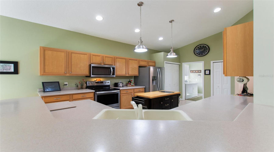 DAVENPORT, Florida 33837, 2 Bedrooms Bedrooms, ,2 BathroomsBathrooms,Residential,For Sale,VISTA OAKS WAY,0,MFRS5146853