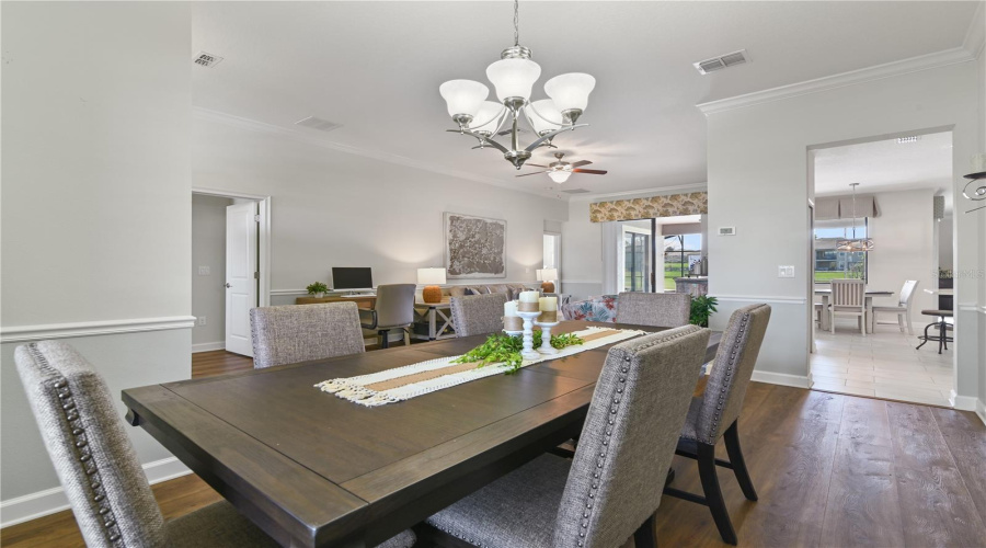 DAVENPORT, Florida 33896, 4 Bedrooms Bedrooms, ,4 BathroomsBathrooms,Residential,For Sale,MICKELSON,0,MFRL4950998