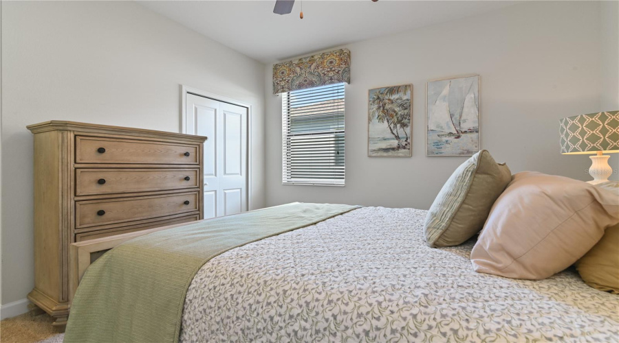 DAVENPORT, Florida 33896, 4 Bedrooms Bedrooms, ,4 BathroomsBathrooms,Residential,For Sale,MICKELSON,0,MFRL4950998