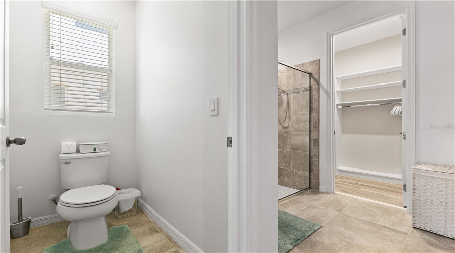 KISSIMMEE, Florida 34747, 9 Bedrooms Bedrooms, ,6 BathroomsBathrooms,Residential,For Sale,AMELIA DOWNS,0,MFRO6332544