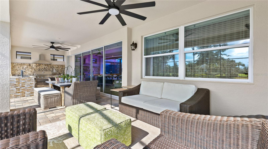 KISSIMMEE, Florida 34747, 9 Bedrooms Bedrooms, ,6 BathroomsBathrooms,Residential,For Sale,AMELIA DOWNS,0,MFRO6332544