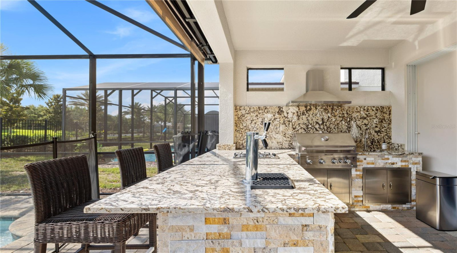 KISSIMMEE, Florida 34747, 9 Bedrooms Bedrooms, ,6 BathroomsBathrooms,Residential,For Sale,AMELIA DOWNS,0,MFRO6332544