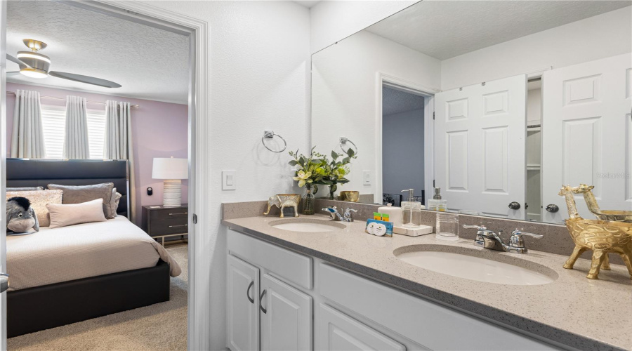 KISSIMMEE, Florida 34747, 9 Bedrooms Bedrooms, ,6 BathroomsBathrooms,Residential,For Sale,AMELIA DOWNS,0,MFRO6332544