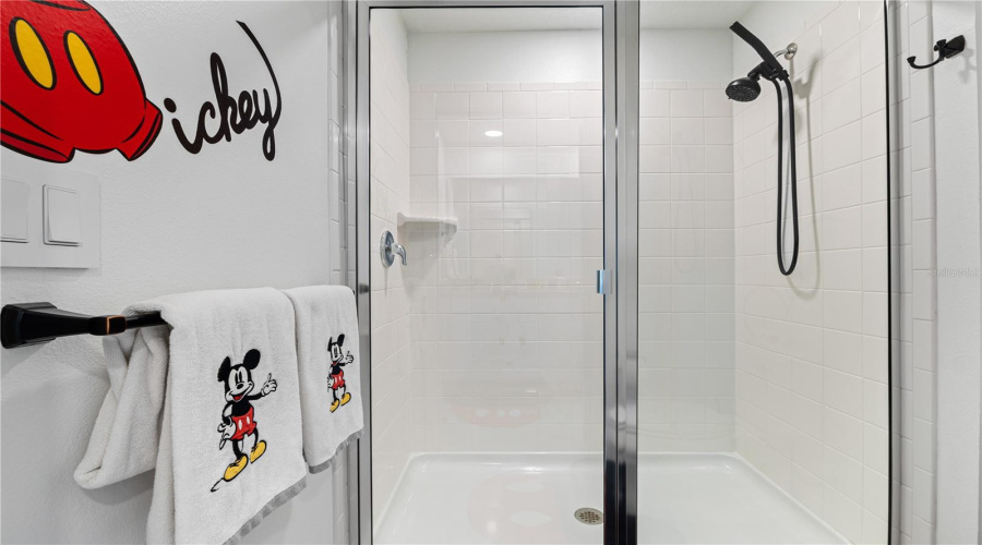 KISSIMMEE, Florida 34747, 9 Bedrooms Bedrooms, ,6 BathroomsBathrooms,Residential,For Sale,AMELIA DOWNS,0,MFRO6332544