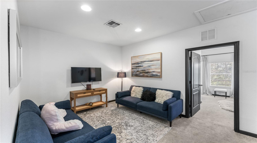Kissimmee, Florida 34746, 4 Bedrooms Bedrooms, ,3 Bathroomsbathrooms,Residential,For Sale,Caravelle,0,Mfro6395632