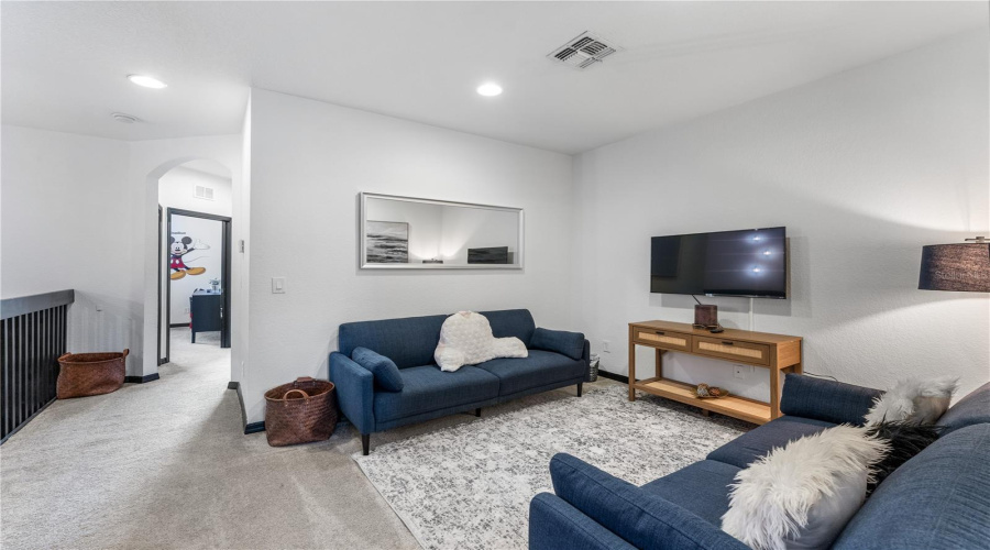 Kissimmee, Florida 34746, 4 Bedrooms Bedrooms, ,3 Bathroomsbathrooms,Residential,For Sale,Caravelle,0,Mfro6395632