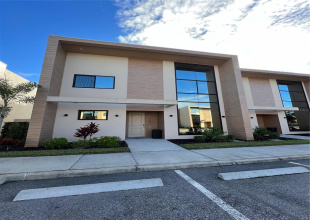 KISSIMMEE, Florida 34747, 4 Bedrooms Bedrooms, ,4 BathroomsBathrooms,Residential,For Sale,BLEECKER,0,MFRO6289946