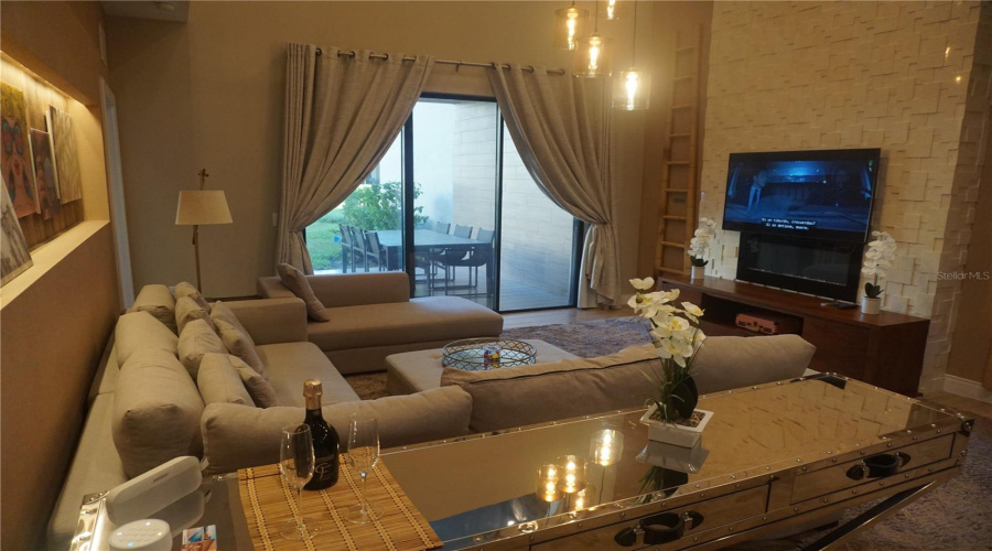 KISSIMMEE, Florida 34747, 4 Bedrooms Bedrooms, ,4 BathroomsBathrooms,Residential,For Sale,BLEECKER,0,MFRO6289946