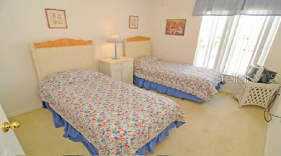 KISSIMMEE, Florida 34746, 4 Bedrooms Bedrooms, ,3 BathroomsBathrooms,Residential,For Sale,EAGLE POINTE,0,MFRO6395669