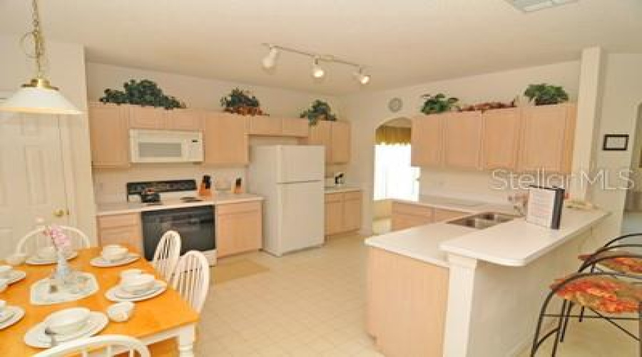 KISSIMMEE, Florida 34746, 4 Bedrooms Bedrooms, ,3 BathroomsBathrooms,Residential,For Sale,EAGLE POINTE,0,MFRO6395669