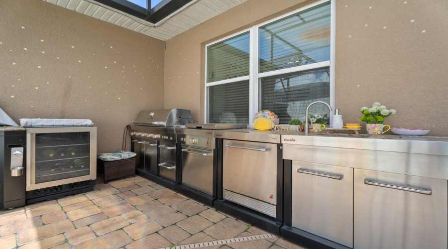 KISSIMMEE, Florida 34746, 4 Bedrooms Bedrooms, ,3 BathroomsBathrooms,Residential,For Sale,BOATING,0,MFRS5146993
