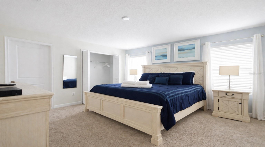 DAVENPORT, Florida 33896, 4 Bedrooms Bedrooms, ,3 BathroomsBathrooms,Residential,For Sale,DOGLEG,0,MFRO6395490