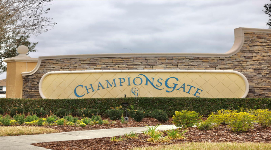 DAVENPORT, Florida 33896, 4 Bedrooms Bedrooms, ,3 BathroomsBathrooms,Residential,For Sale,DOGLEG,0,MFRO6395490